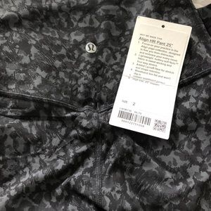 Never worn size 2 Lululemon align legging
